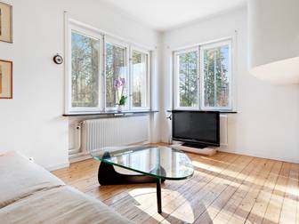 Kyrkogårdsvägen 115