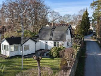 Prästaledsvägen 13