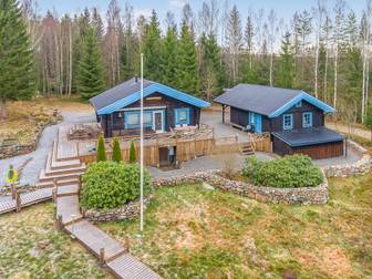 Västra Naverstad 10