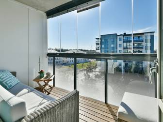 Silverdals Torg 9, 4 tr