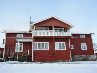 Rosbacken Hyttebovägen 9-11