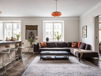 Katarina Bangata 42, 4 tr