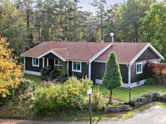 Tolleredskogsvägen 16