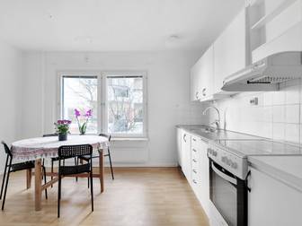 Mjölnerbacken 65, 1tr