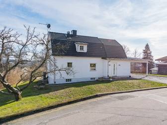 Övre Kammarbergsvägen 12