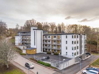 Hälle lider 14  /  1202 