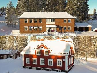 Hortlaxvägen 28 & Pinjevägen 7