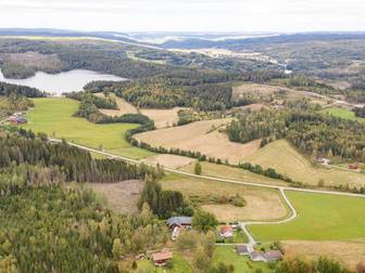 Tomt, Nasslebacka, Bullaren