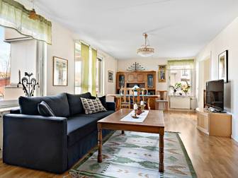 Skattegårdsvägen 69