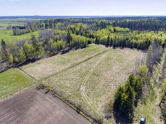 Vallersta 7:5, tomt B