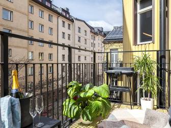 Roslagsgatan 21A ög Högst upp