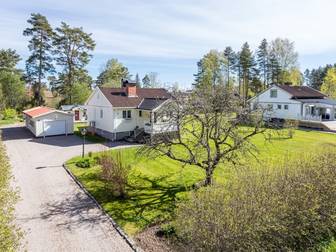 Östra Ringvägen 12