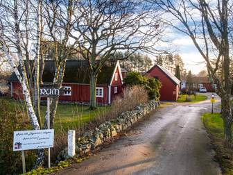 Hälleviksvägen 43 försäljes gemensamt med  Hälleviksvägen 41