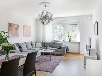 Sallerupsvägen 28 A