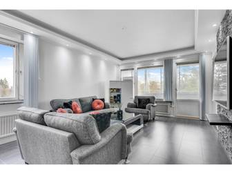 Rosenhöjdsvägen 23