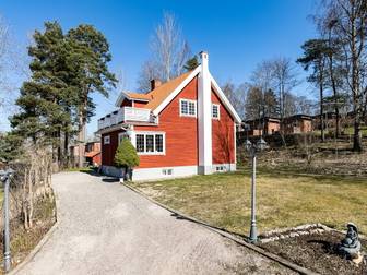 Ånstalundsvägen 74