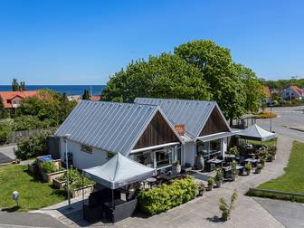 Torget i Kivik / Västanvägen