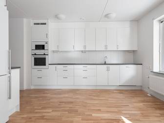 Drottninggatan 3C, ½ tr, hiss