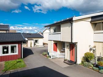 Västra drottningvägen 12C