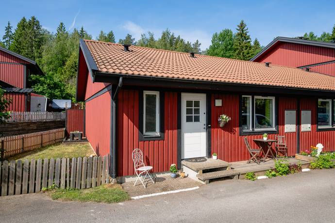Laxnevägen 35, Laxne, Gnesta kommun