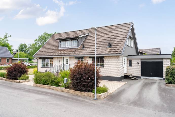 villa på Syrenvägen 7 Vinslöv, Hässleholms kommun - bild 1