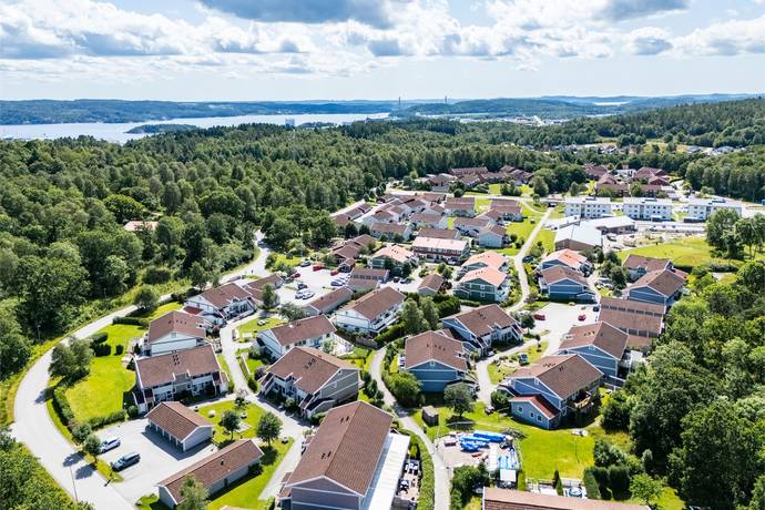 4 rum lägenhet på Fredagsvägen 12 Kurveröd, Uddevalla kommun - bild 1