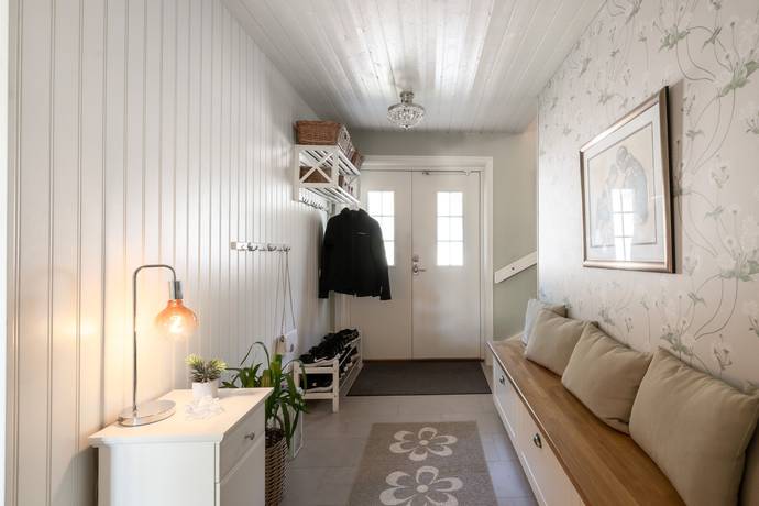10 rum Villa på Rödklintsgatan 11 Nya Hjärsta Örebro kommun - bild 27