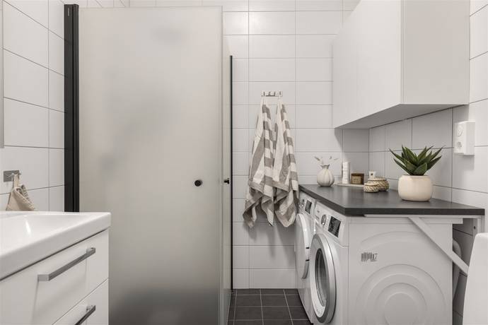 2 rum Lägenhet på Bryngelshusgatan 109 Centrum / Gamletull Halmstads kommun - bild 4