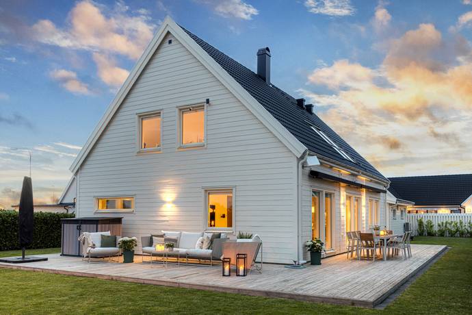 6 rum villa på Blågullsgatan 1 Bunkeflostrands mest attraktiva område, Malmö kommun - bild 2