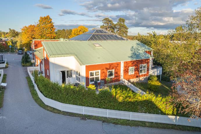 4 rum Lägenhet på Blommelundsvägen 1 Carlslund Upplands Väsby kommun - bild 34