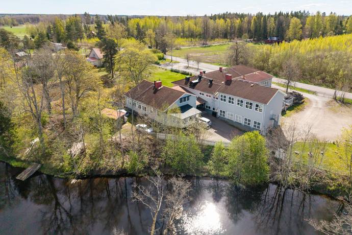 13 rum Villa på Axbergshammar 322 Örebro kommun - bild 3