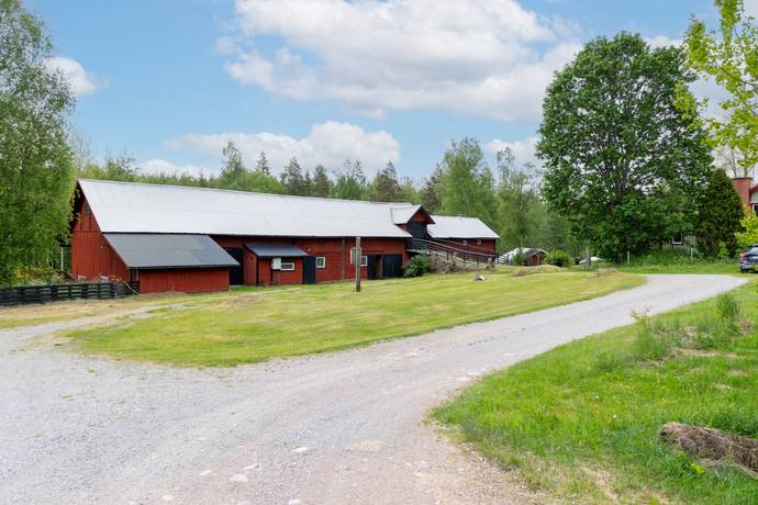 4 rum gård med jordbruk på Åstad 127 Vimmerby, Vimmerby kommun - bild 5