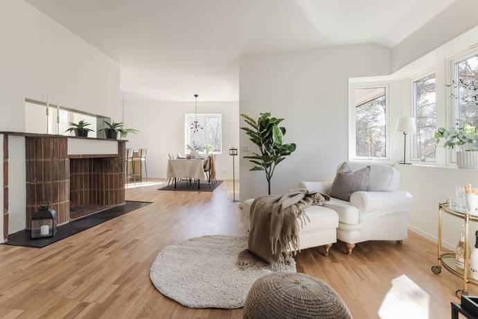5 rum Villa på Sveavägen 8 Centralt Kungsörs kommun - bild 6