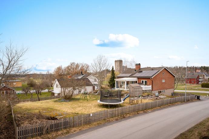 4 rum Villa på Björkövägen 2 Valla Katrineholms kommun - bild 1
