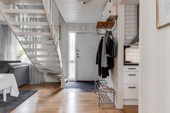 5 rum Villa på Gevärsgränd 2 Hultsfred Hultsfreds kommun - bild 3