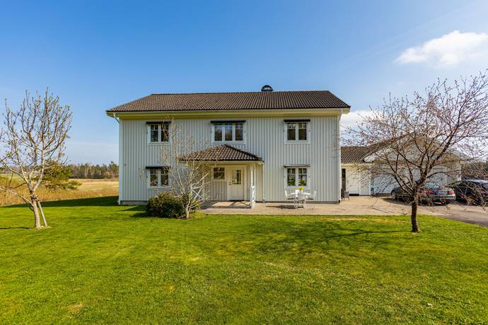 5 rum Gård med jordbruk på Hallanda gård Tveta Hallanda Säffle kommun - bild 23