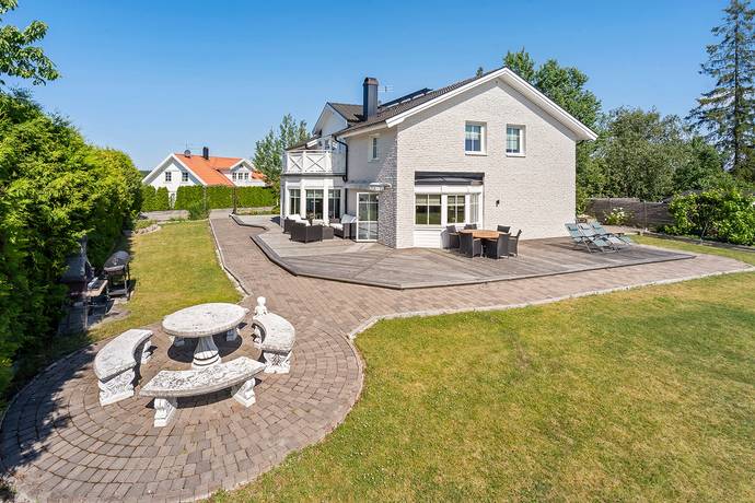 8 rum villa på Barrstigen 12 Bollstanäs, Upplands Väsby kommun - bild 2
