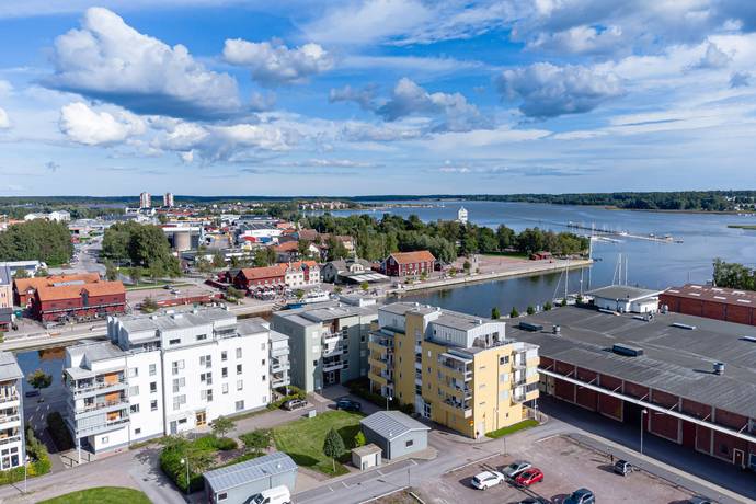 4 rum Lägenhet på Tullkammargränd 5 Spelhagen Nyköpings kommun - bild 1