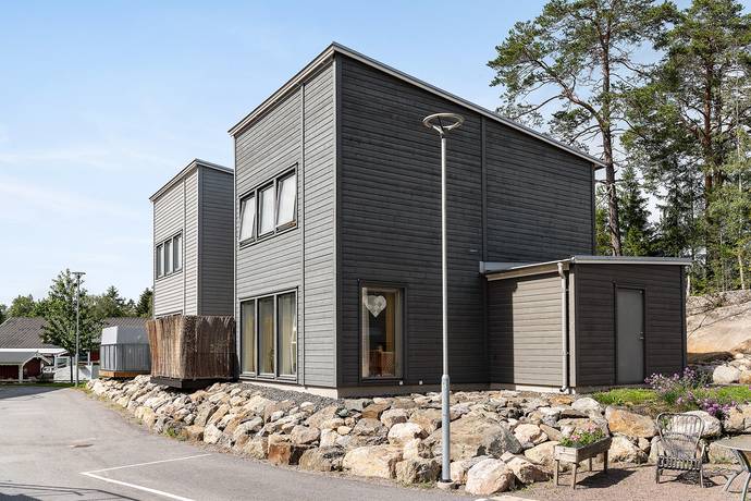 4 rum lägenhet på Skolvägen 5H Mölnbo, Södertälje kommun - bild 1