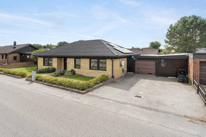 5 rum villa på Rapsvägen 6 Sandåkra, Sjöbo kommun - bild 1