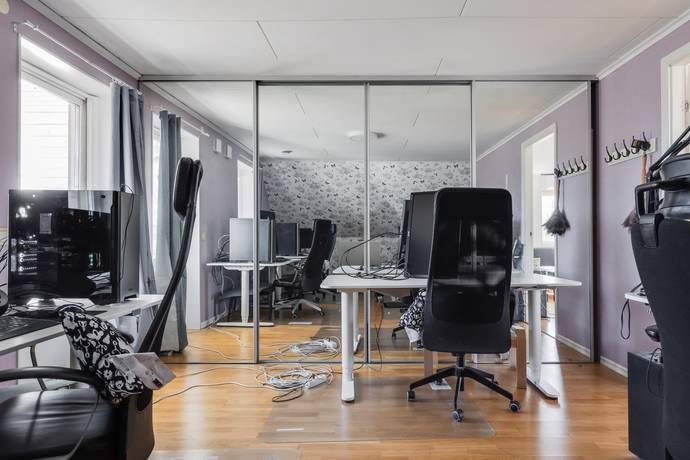 7 rum Villa på Hidingsta 822 Örebro kommun - bild 36