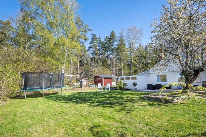6 rum Villa på Dahliavägen 31 Haninge kommun - bild 21