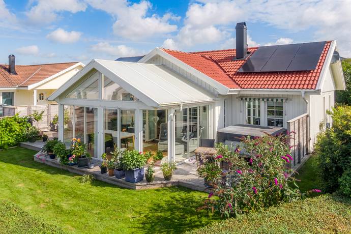 3 rum villa på Konvaljvägen 14 Grevie, Båstads kommun - bild 1