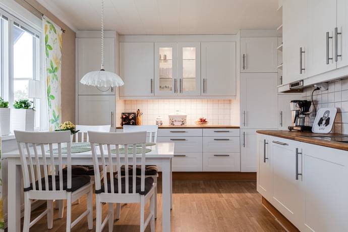 villa på Hultsfredsvägen 12 Vimmerby, Vimmerby kommun - bild 4