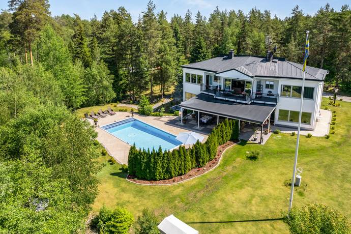 7 rum villa på Solsta 54 Frösunda, Vallentuna kommun - bild 2