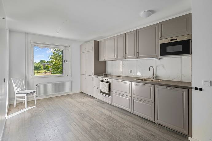 3 rum lägenhet på Västra Skrävlingevägen 131 Gula Höja, Malmö kommun - bild 1