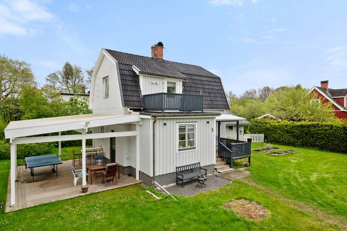 4 rum villa på Vallbyvägen 5 Rimbo, Norrtälje kommun - bild 1
