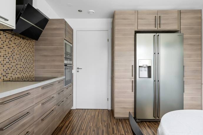 4 rum Radhus på Hovslagarvägen 6 Bålsta - Gillmarksbyn Håbo kommun - bild 9
