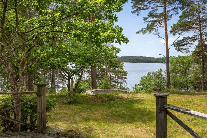 4 rum Vinterbonat fritidshus på Lärkringen 233 Ringsö Strängnäs kommun - bild 45