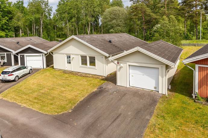 5 rum villa på Norra vägen 17B Åseda, Uppvidinge kommun - bild 1